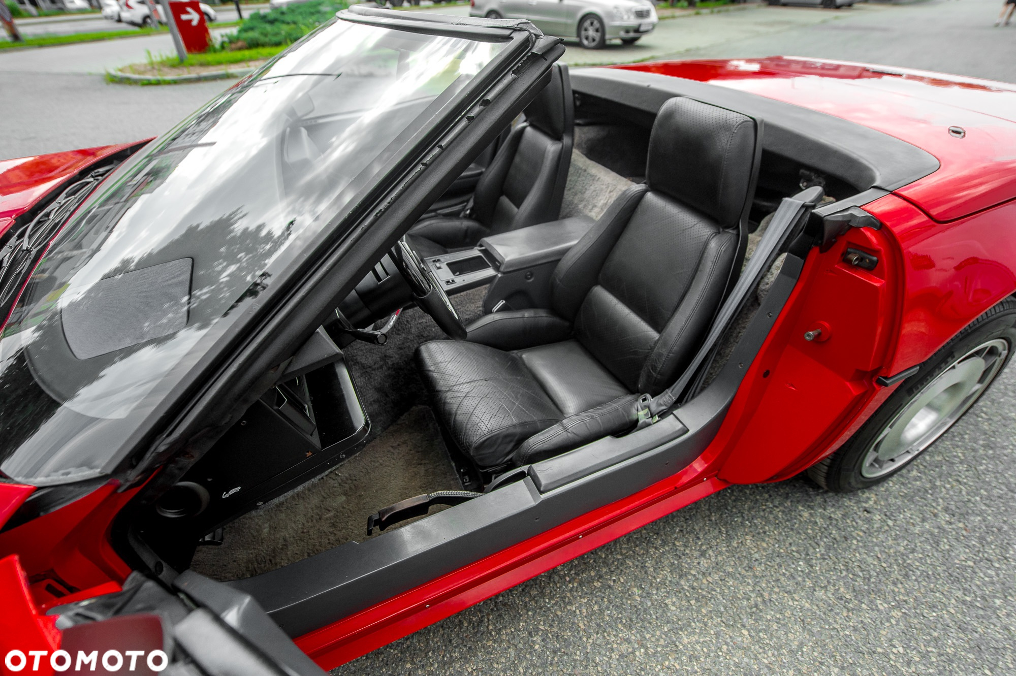 Chevrolet Corvette - 22