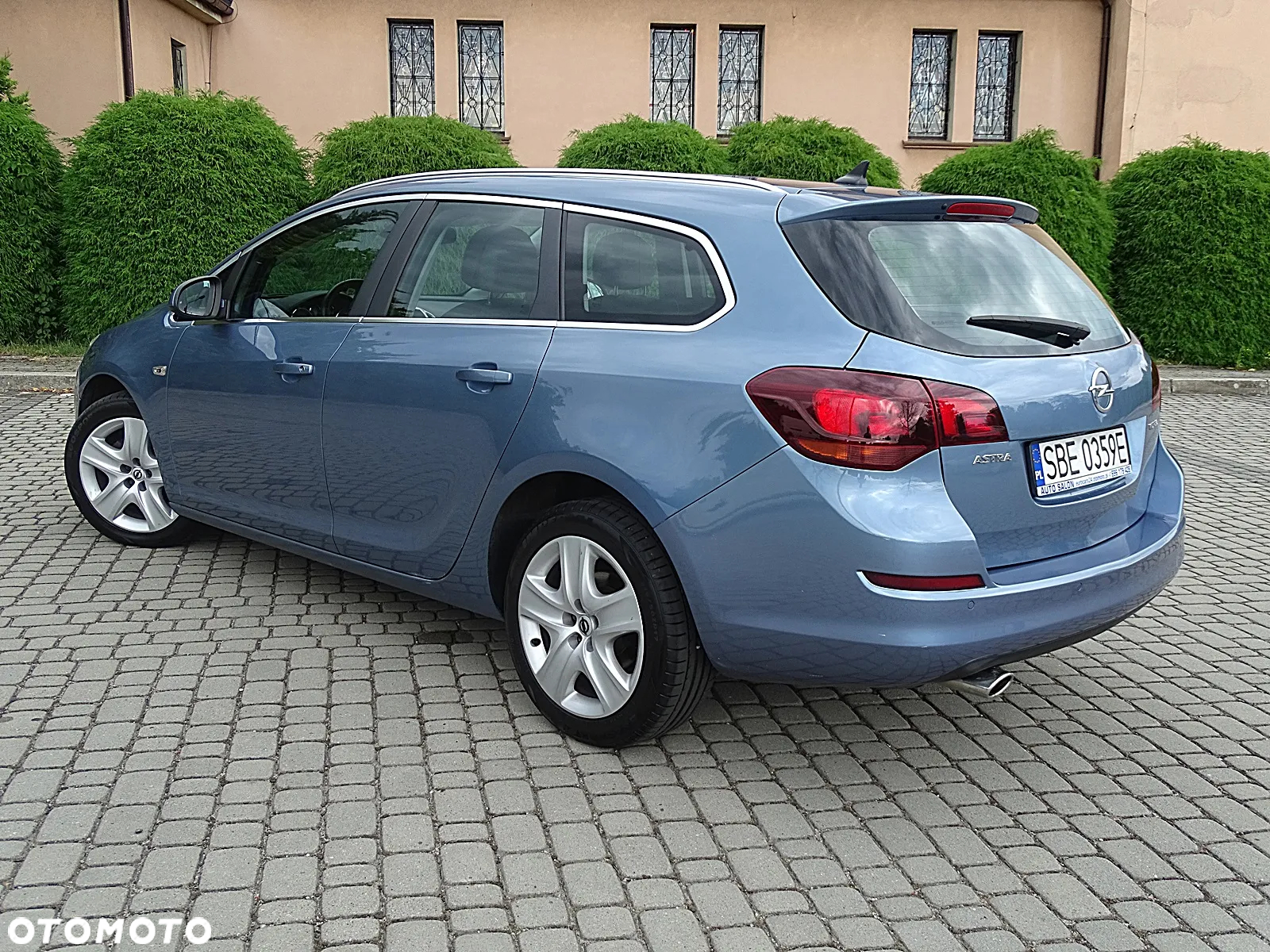 Opel Astra IV 1.4 T Cosmo - 3