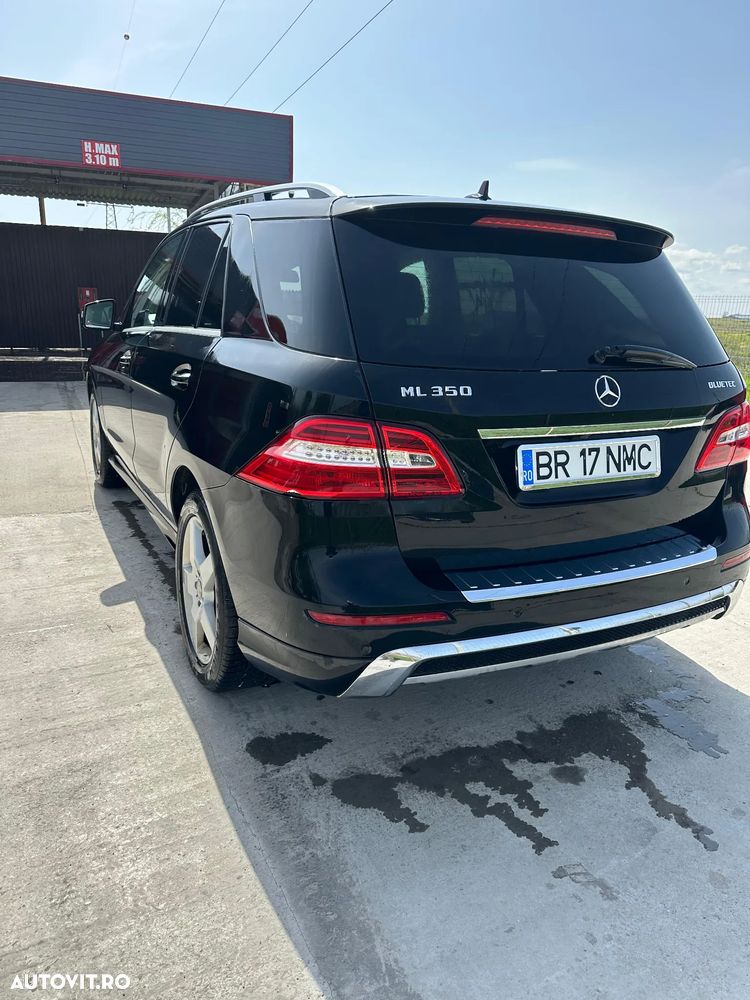 Mercedes-Benz ML - 11