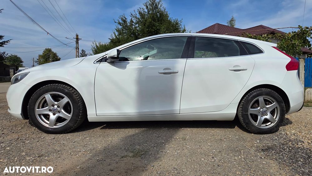 Volvo V40 D2 Basic - 3