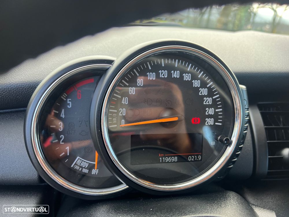 MINI 5 Portas One D - 11