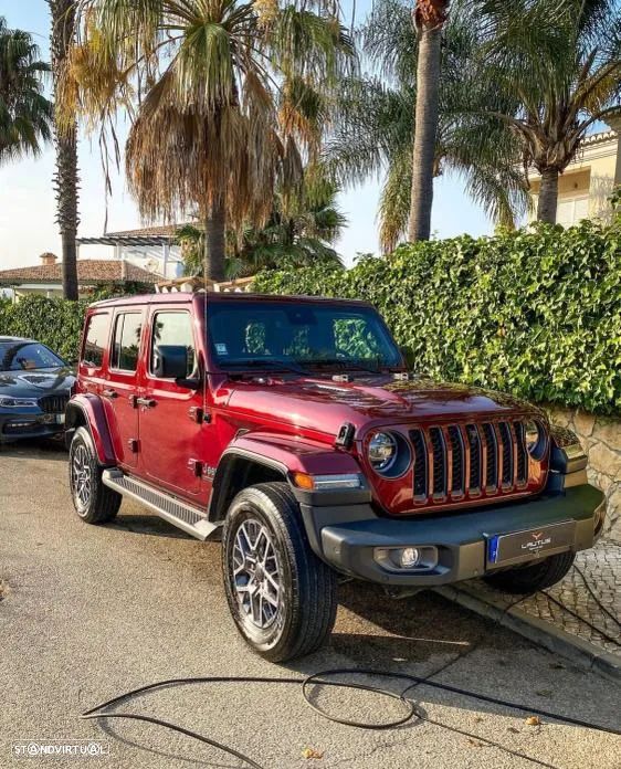 Jeep Wrangler - 1