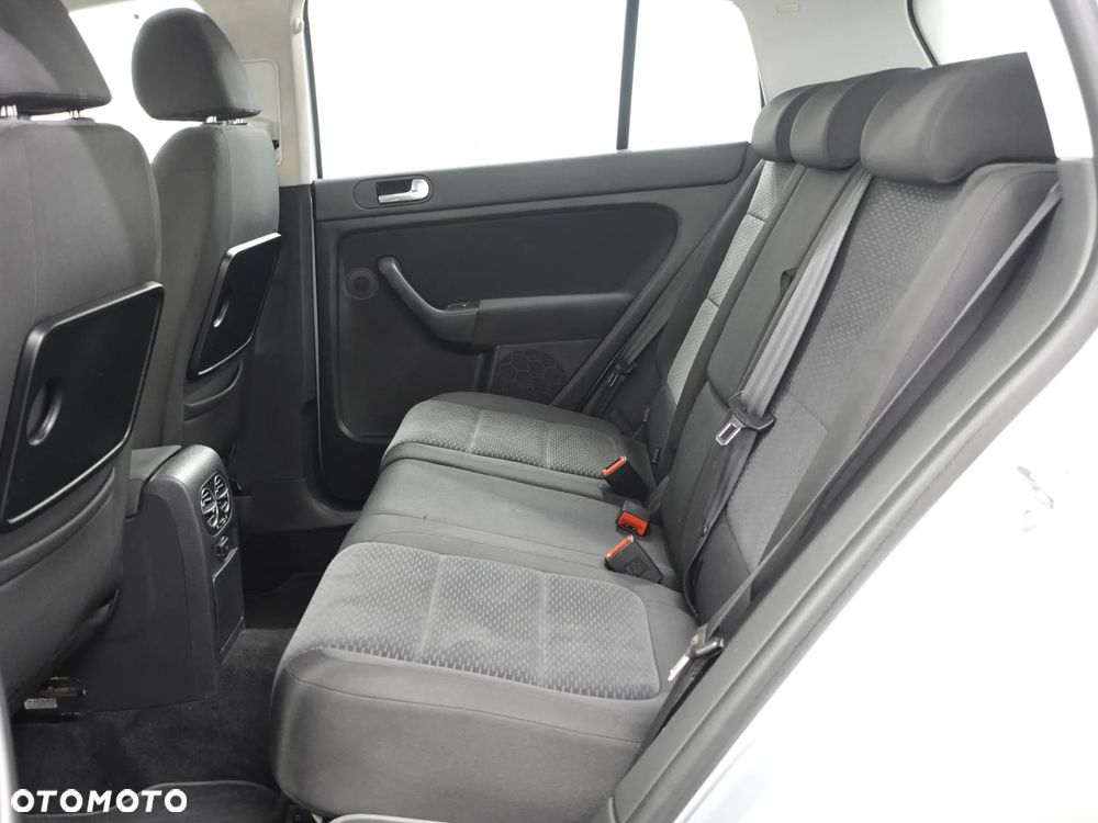 Volkswagen Golf Plus 1.6 Comfortline - 23