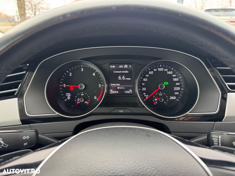 Volkswagen Passat 2.0 TDI SCR (BlueMotion Technology) DSG Highline - 17