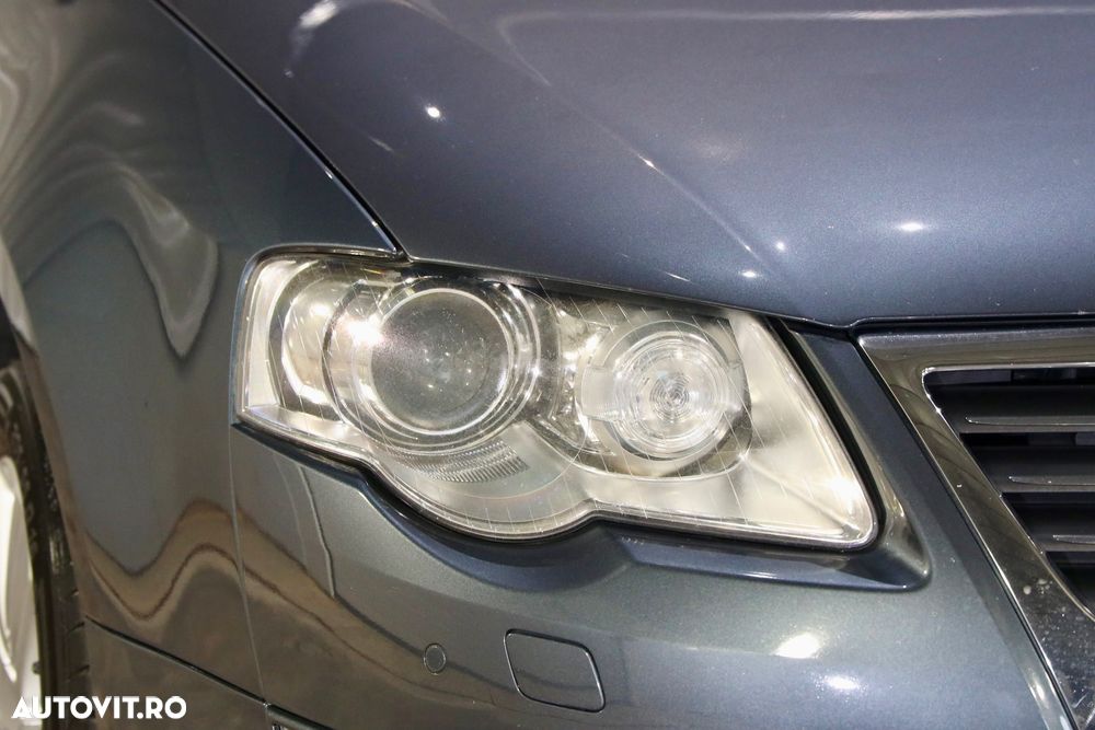 Volkswagen Passat Variant 2.0 TDI BlueMotion Technology Highline - 34