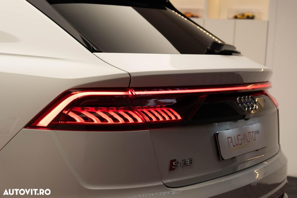 Audi SQ8 - 14