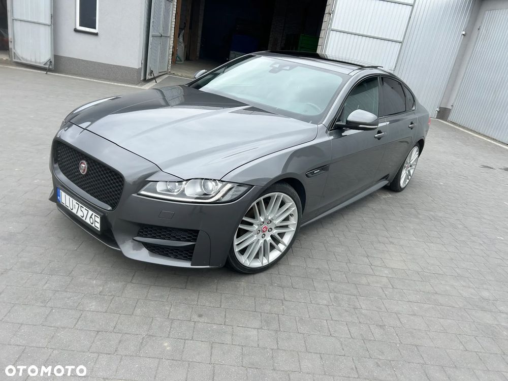Jaguar XF 20d AWD R-Sport - 6