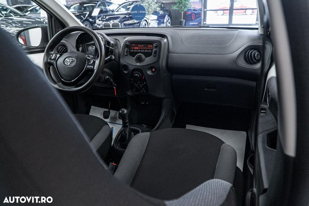 Toyota Aygo 1.0 VVY-I 5 usi X-style - 3