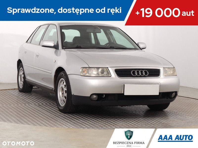 Audi A3 Sportback - 1