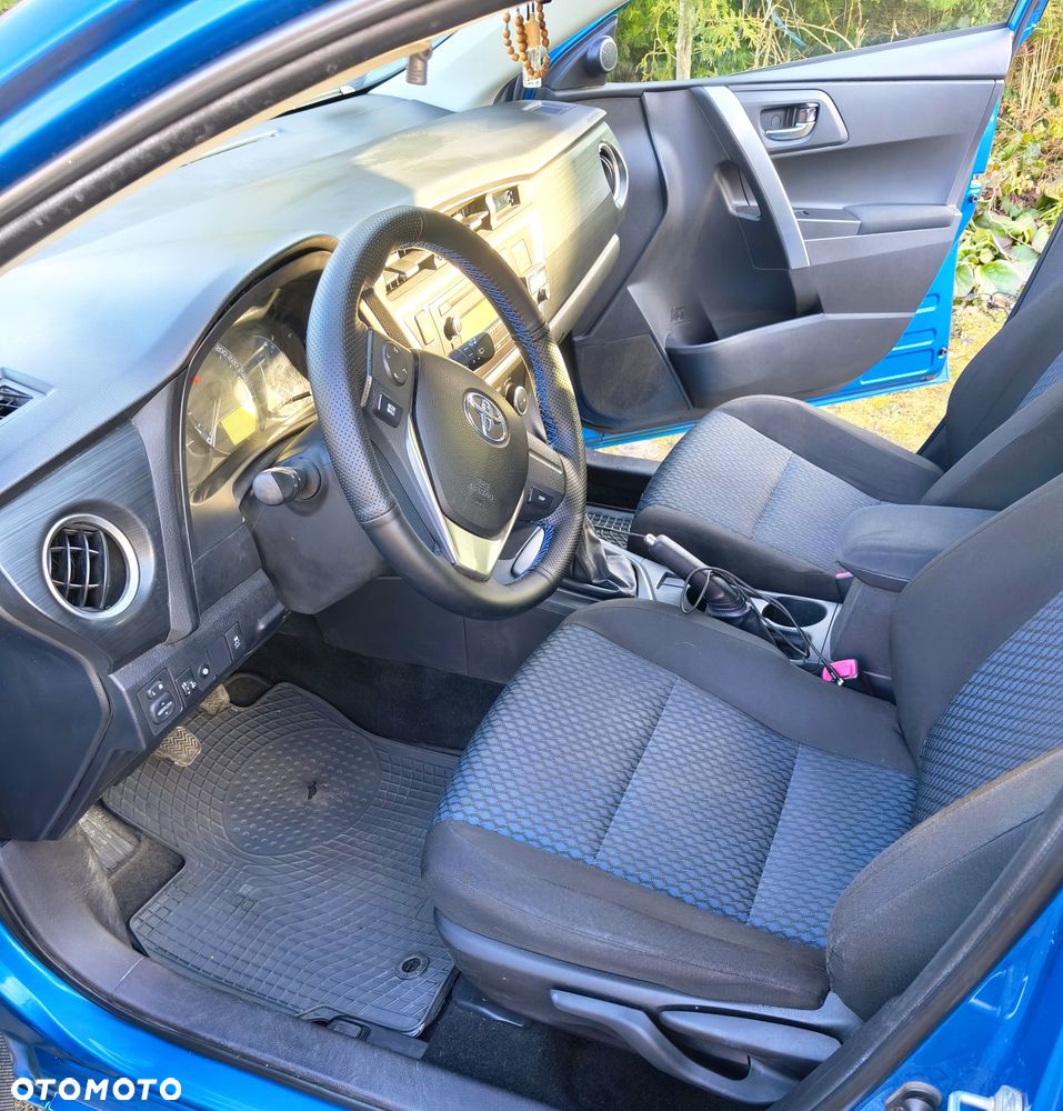 Toyota Auris - 7