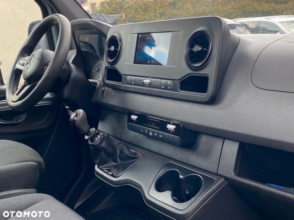 Mercedes-Benz Sprinter 319CDI V6 - 20