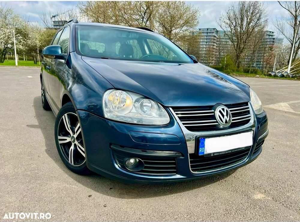 Volkswagen Golf 2.0 TDI Comfortline DSG - 2