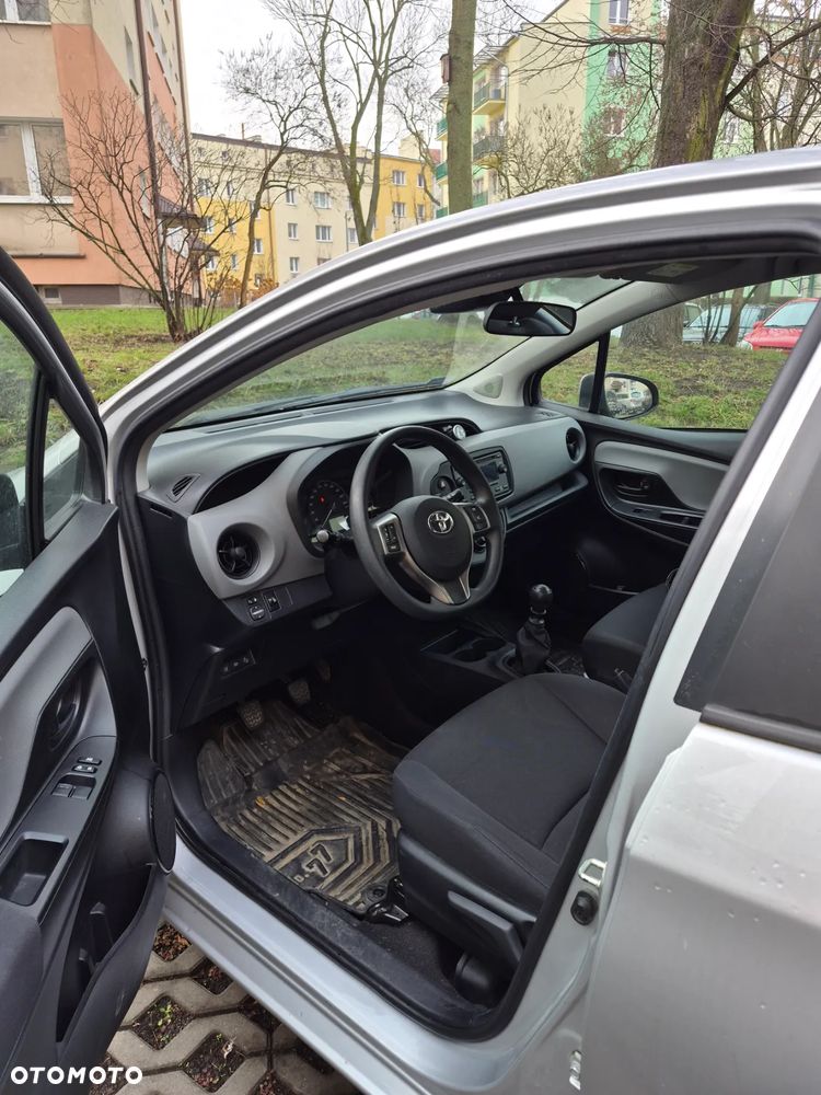 Toyota Yaris 1.5 Life - 6