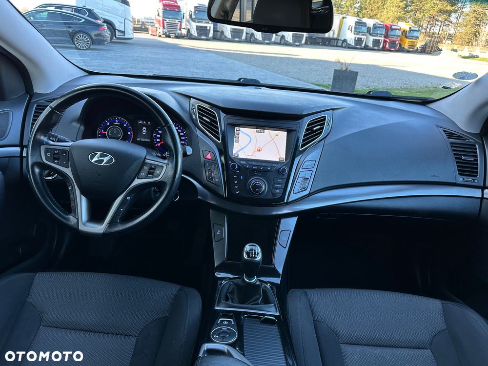 Hyundai i40 Kombi 1.7 CRDi Style - 16