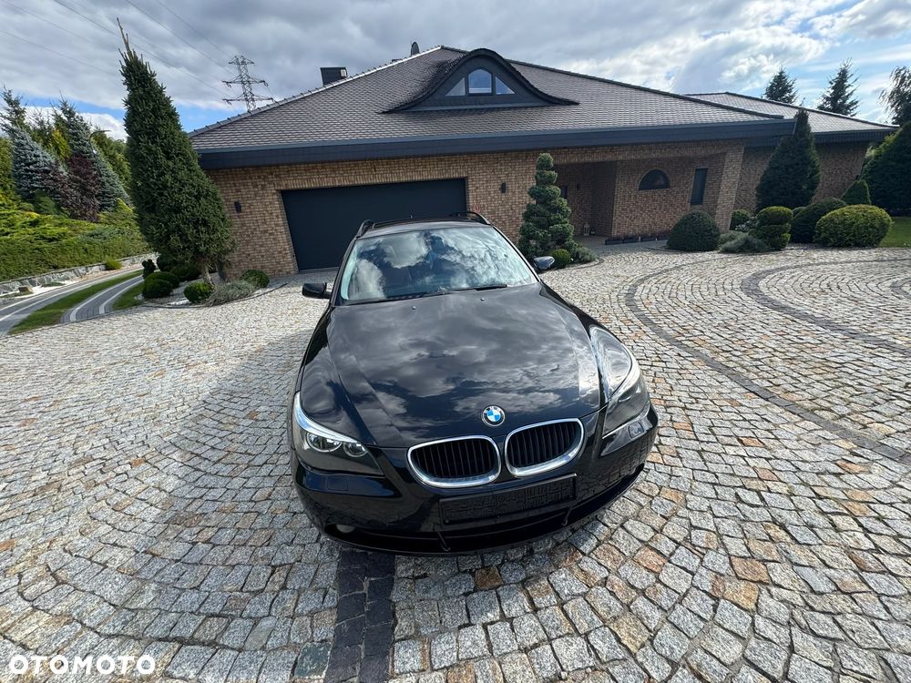BMW Seria 5 525d - 5