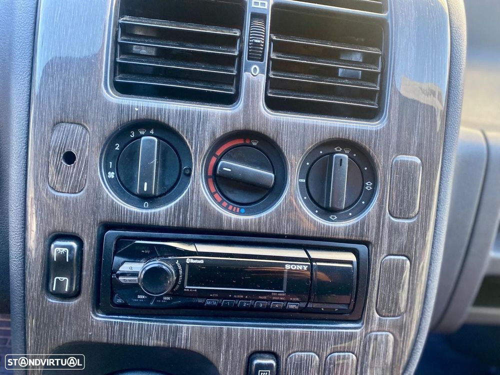 Mercedes-Benz Vito 108 2.3 D/30 - 20