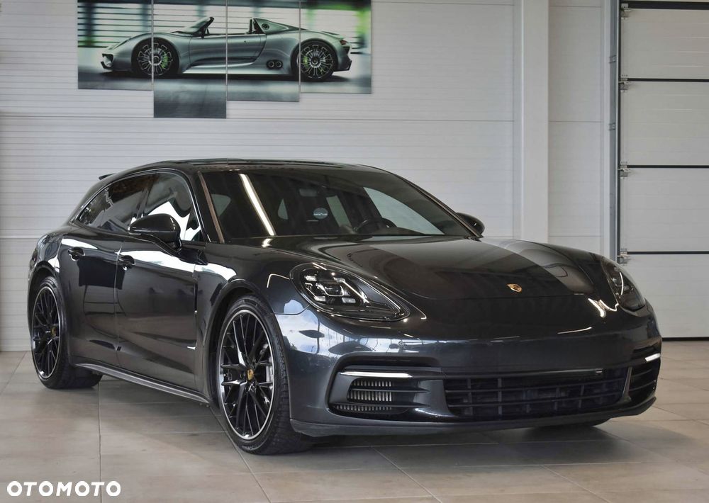 Porsche Panamera 4 10 Years Edition - 1