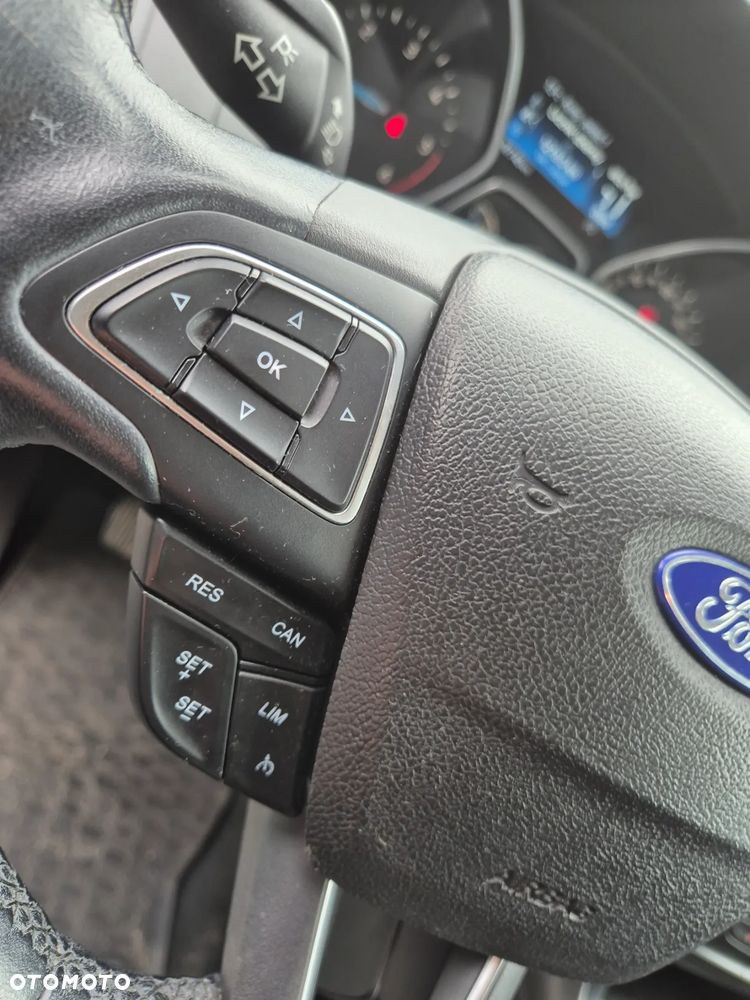 Ford Focus 1.5 TDCi Titanium - 27
