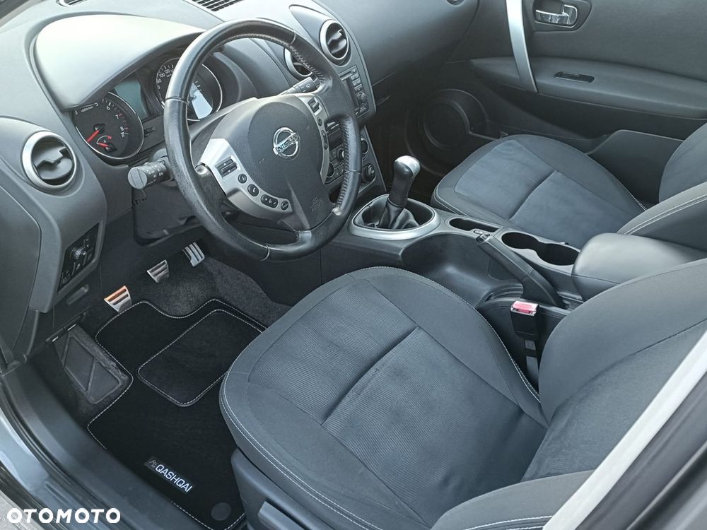 Nissan Qashqai - 15