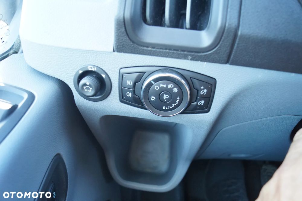 Ford Transit - 20