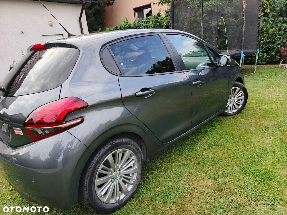 Peugeot 208 1.2 PureTech Style - 3