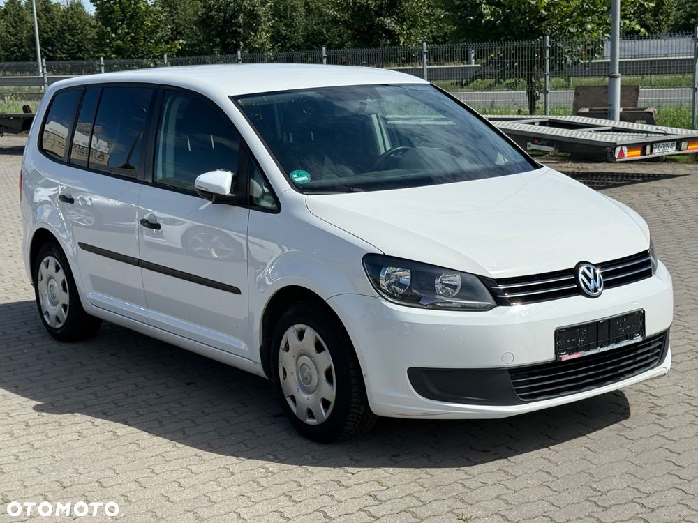 Volkswagen Touran - 1