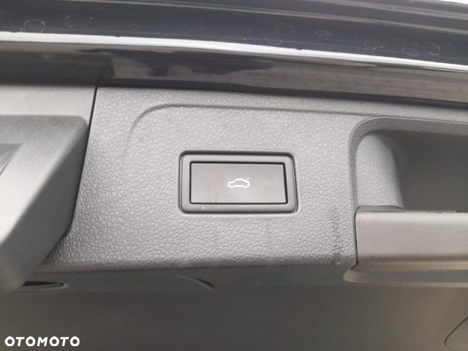 Volkswagen Passat - 17