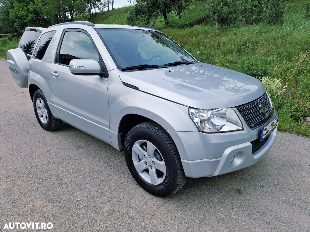 Suzuki Grand Vitara 1.9 DDiS Comfort - 10