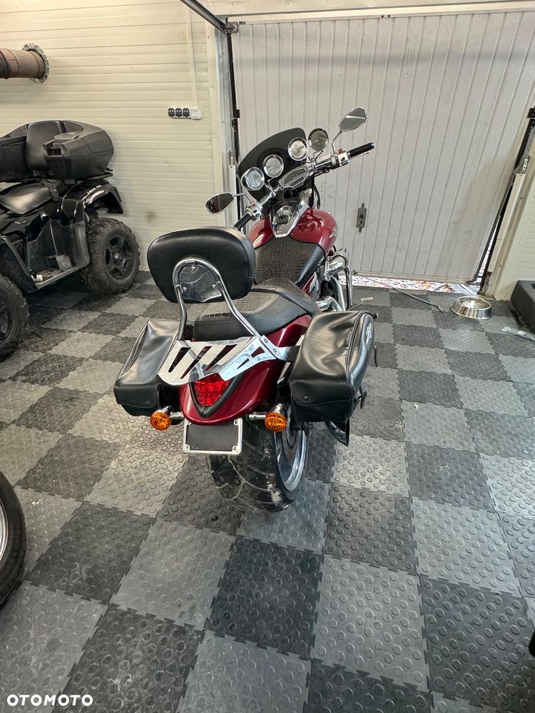 Suzuki Boulevard - 3