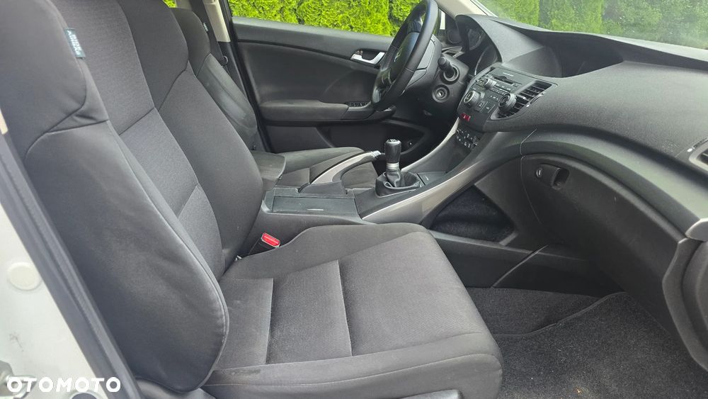 Honda Accord 2.0 Lifestyle - 11