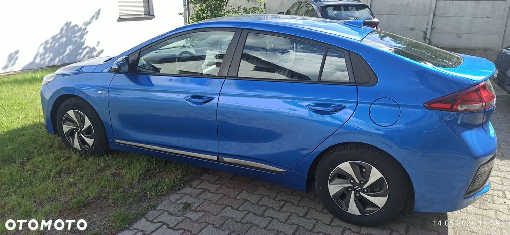 Hyundai IONIQ Hybrid Business - 3