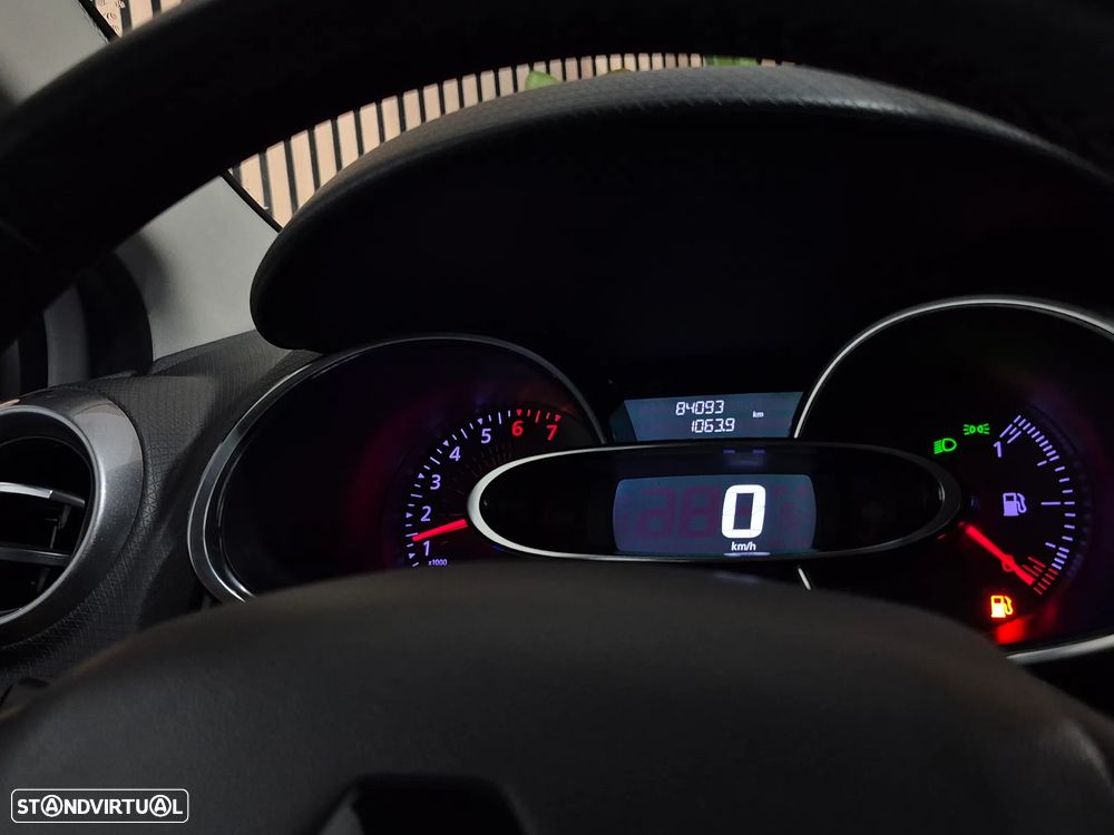 Renault Clio Sport Tourer 0.9 TCe Limited - 19