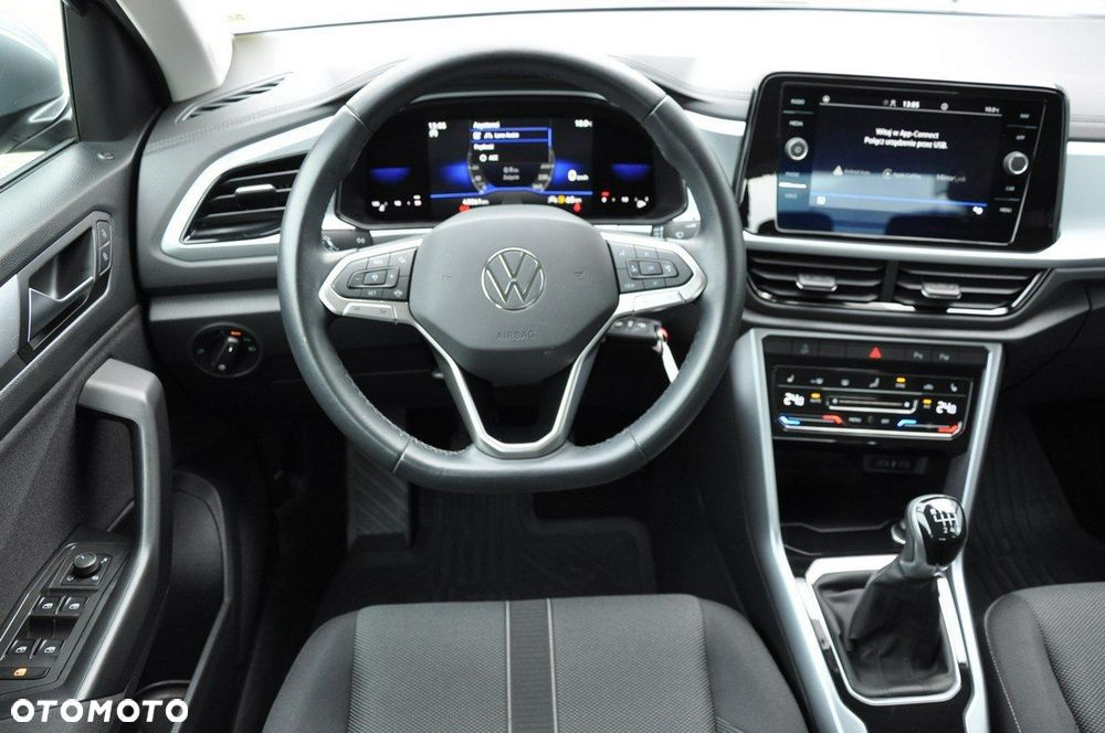 Volkswagen T-Roc 1.5 TSI Life - 26