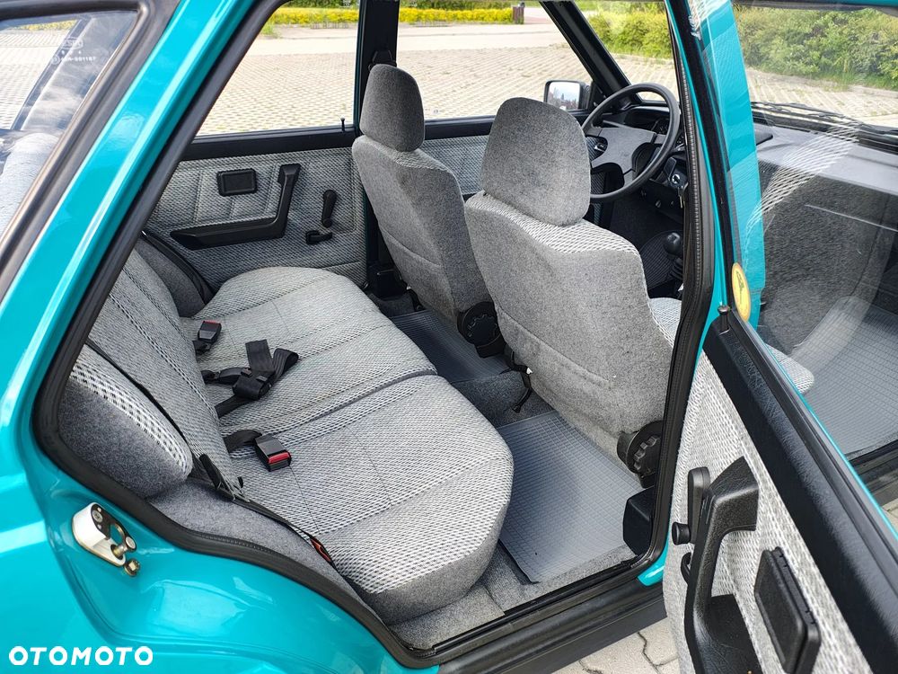 Polonez Caro - 21