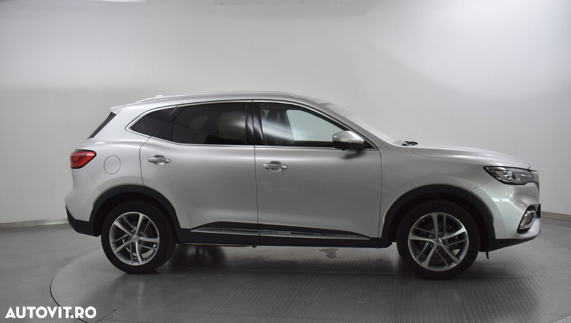 MG EHS 1.5T-GDI PHEV Luxury - 2