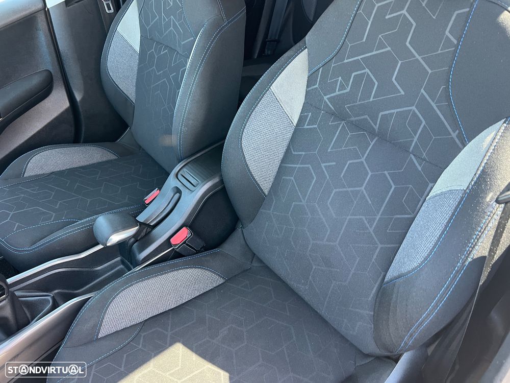 Peugeot 2008 1.2 PureTech Style - 8