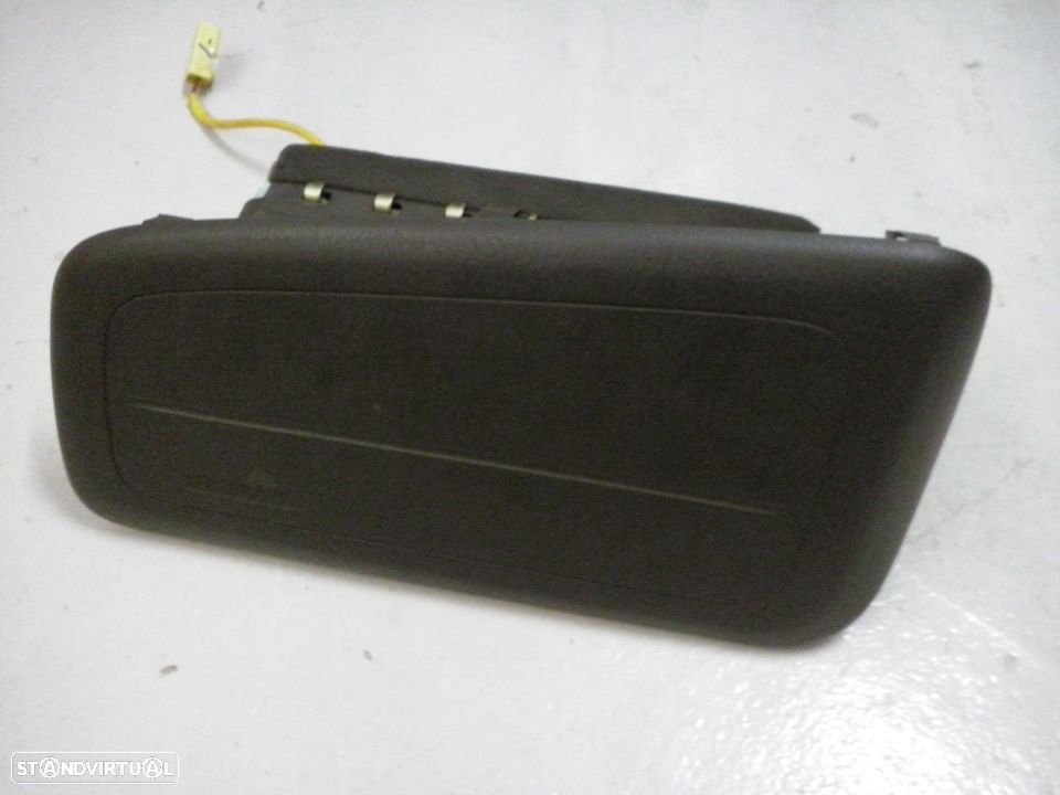 Airbag direito ( tablier ) Mazda B2500 RHD - 1