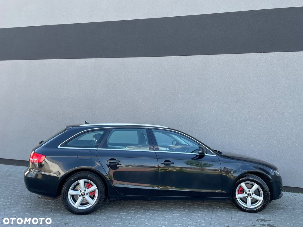 Audi A4 Avant - 13