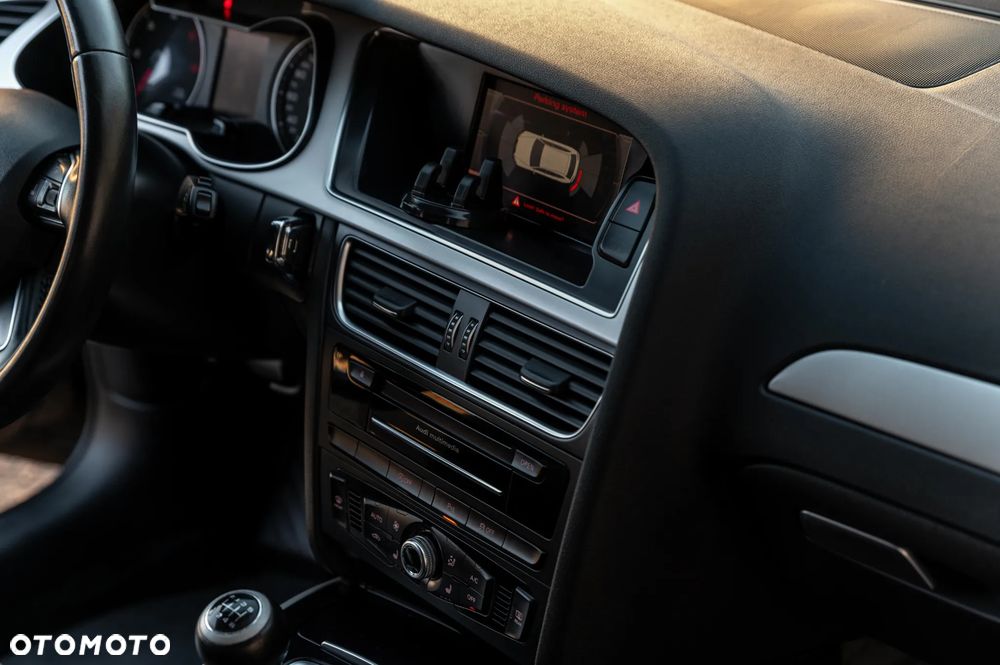 Audi A4 Avant 2.0 TDI - 26