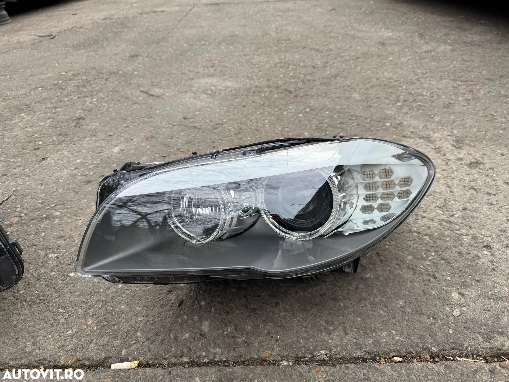 Far stanga/Far dreapta Bmw Seria 5 F10/F11 xenon AHL adaptiv Europa faruri - 3