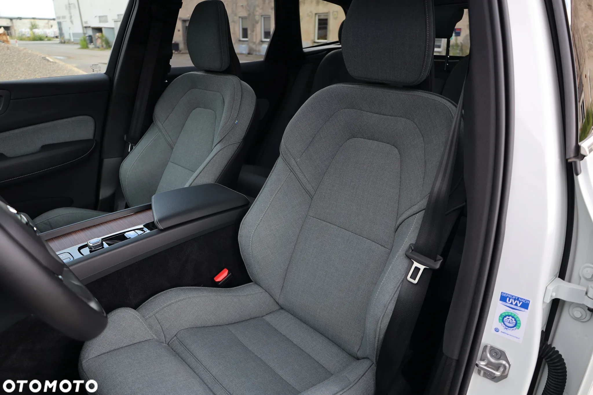 Volvo XC 60 T6 AWD Plug-In Hybrid Inscription - 20