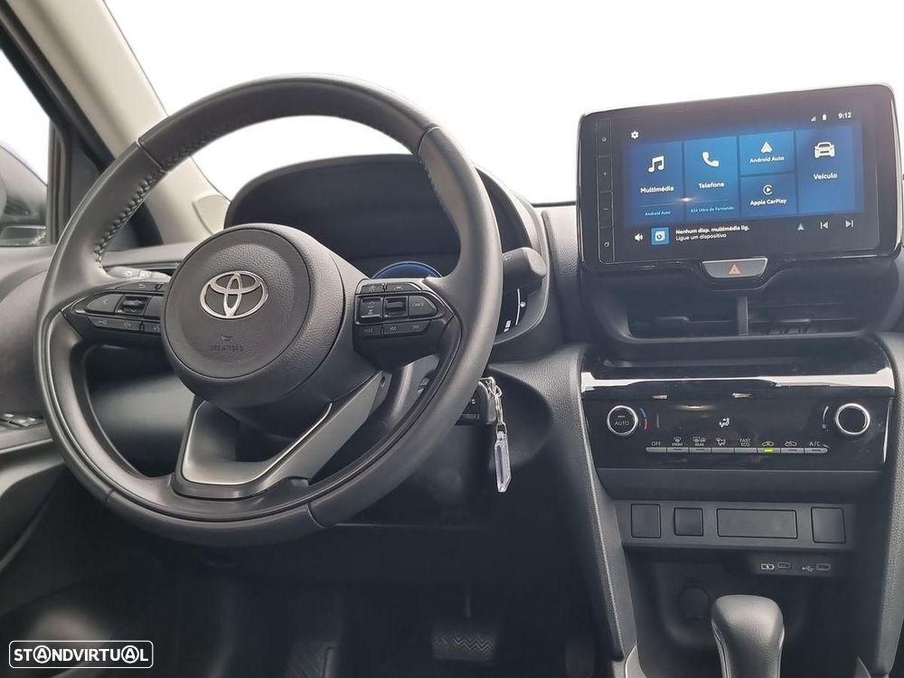 Toyota Yaris Cross 1.5 HDF Comfort Plus - 9