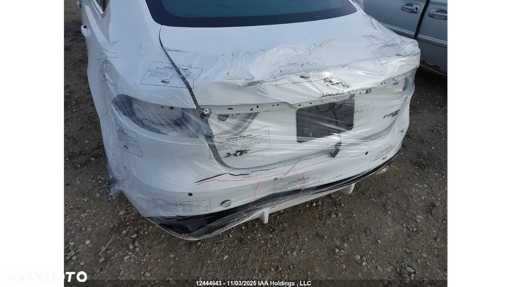 Jaguar XF P300 AWD R-Dynamic SE - 17