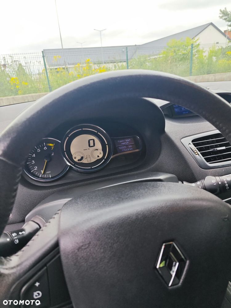 Renault Megane 1.6 16V Dynamique Euro5 - 9