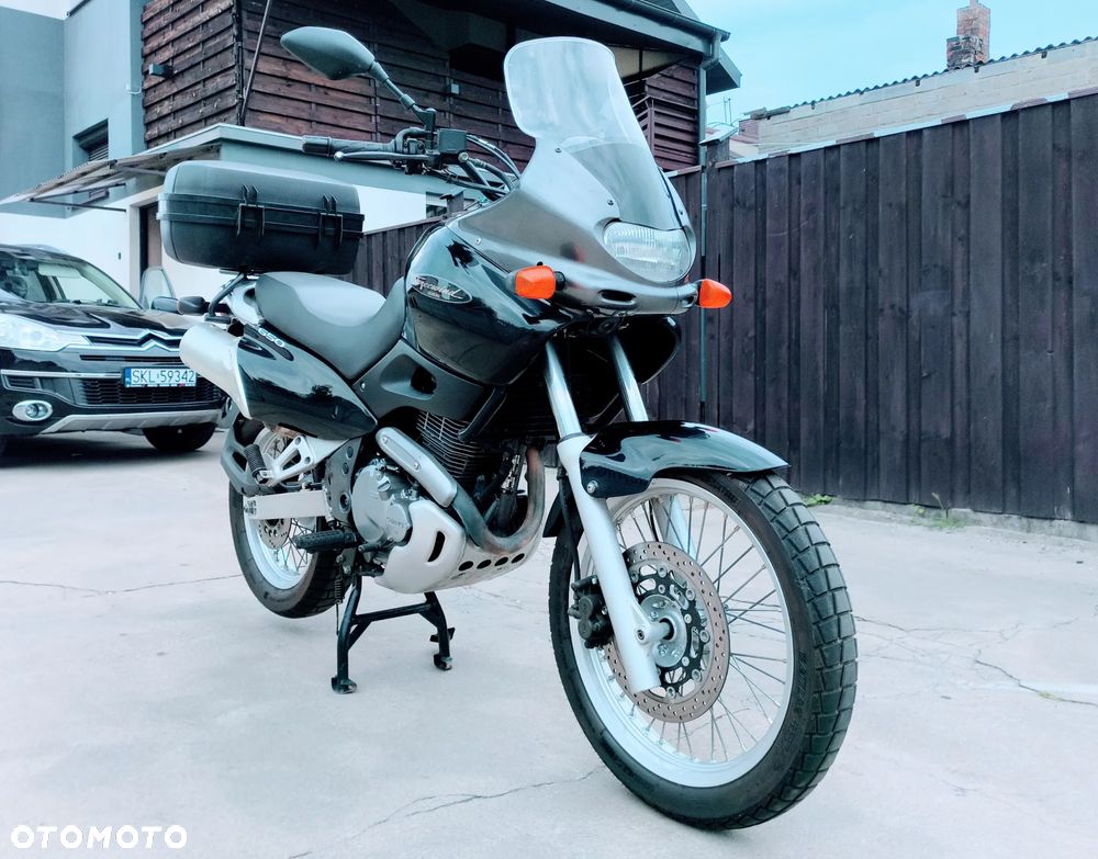 Suzuki XF - 4
