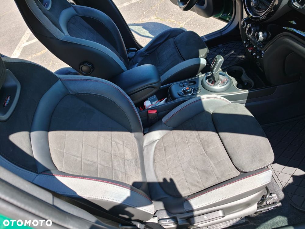 MINI John Cooper Works ALL4 sport - 17