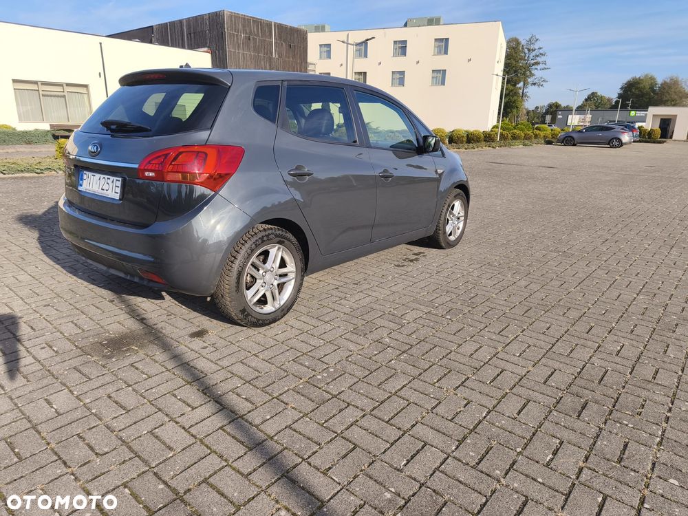 Kia Venga - 18