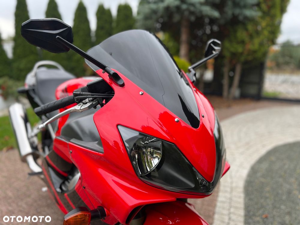 Honda CBR - 2