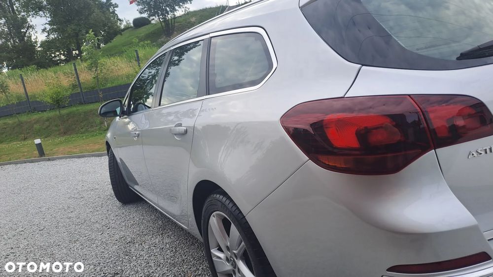 Opel Astra 1.6 CDTI Sport - 29