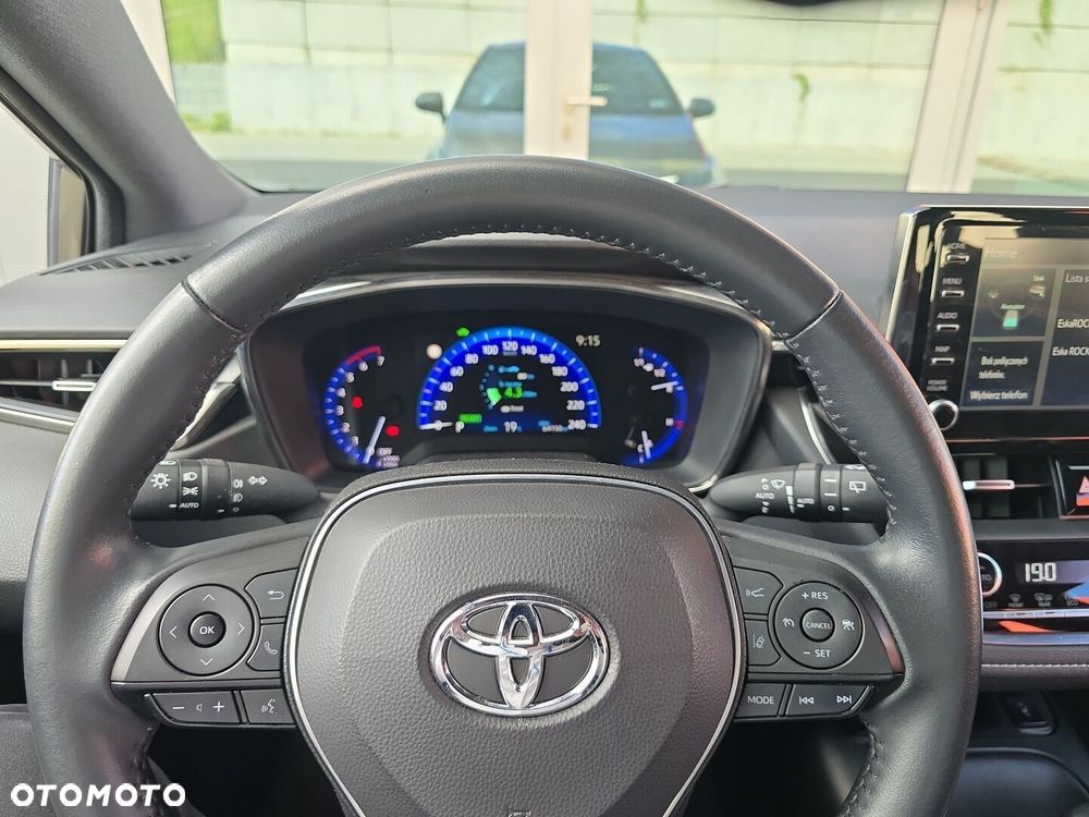 Toyota Corolla 1.8 Hybrid Comfort - 18